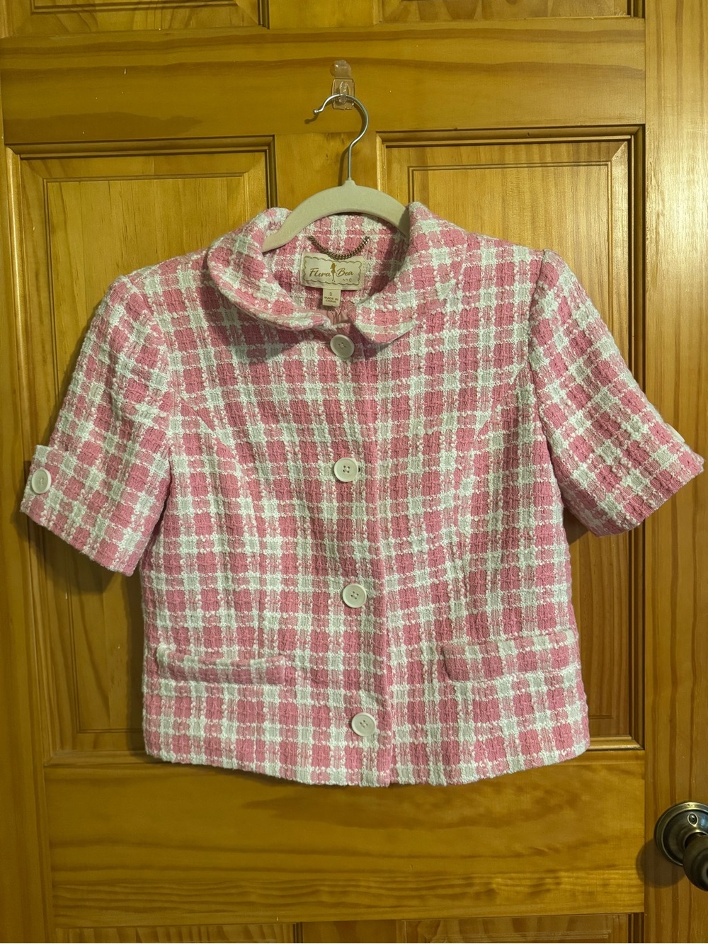 Flora Bea Short Sleeve Cropped Tweed Pink and White button up size small